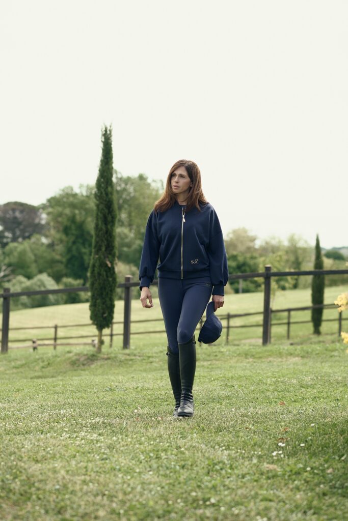 Navy blue zip sweatshirt, dettaglio